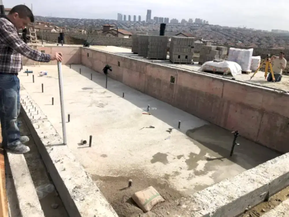Levent profesyonel havuz bakım ekibi